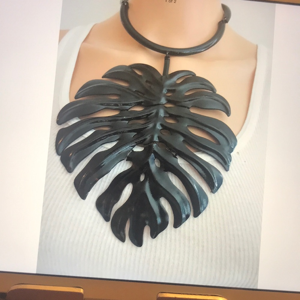 Oscar de la Renta Black Monstera Leaf Statement Necklace